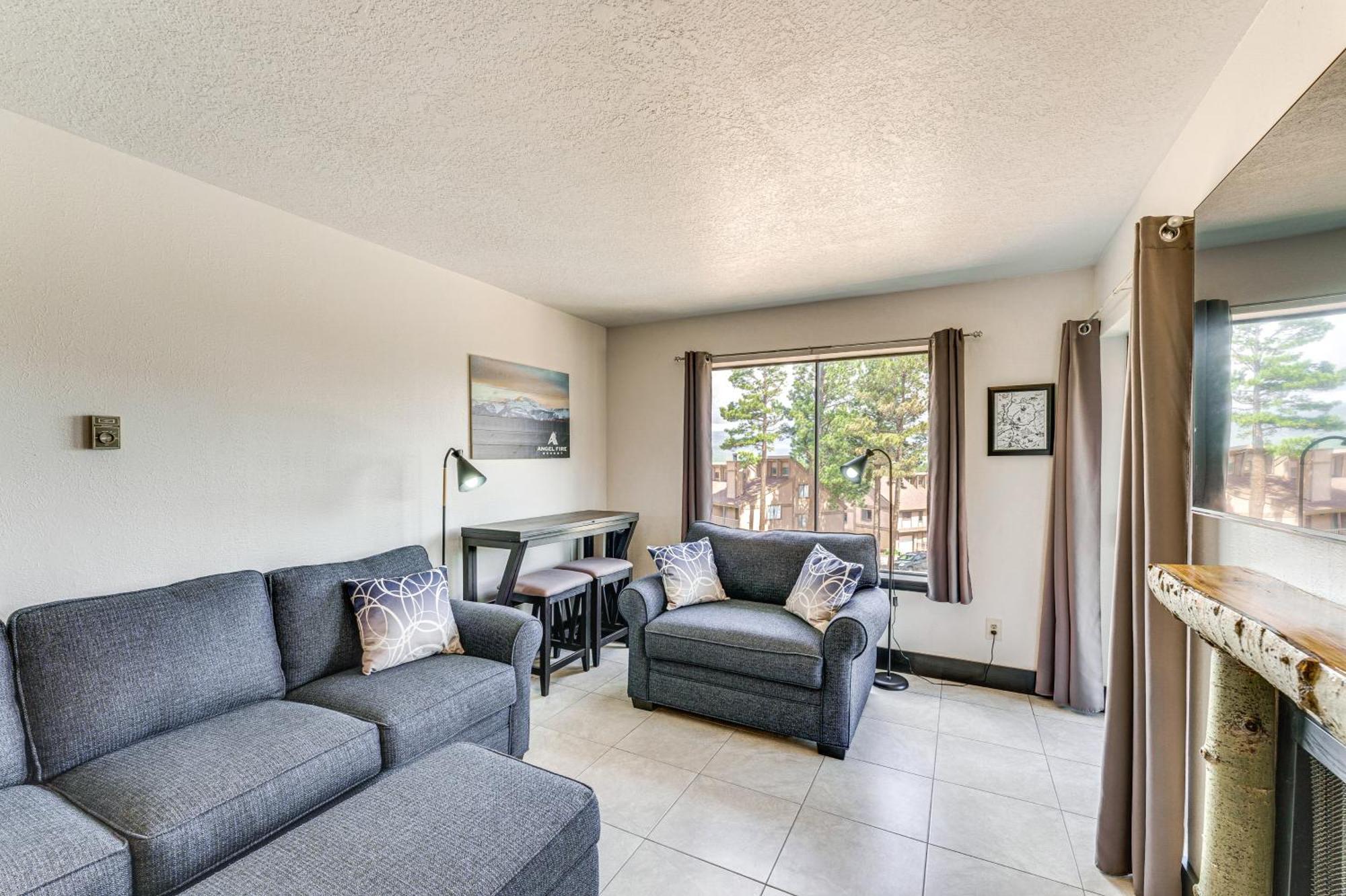 Angel Fire Mountain Condo Steps To Ski Resort! 외부 사진